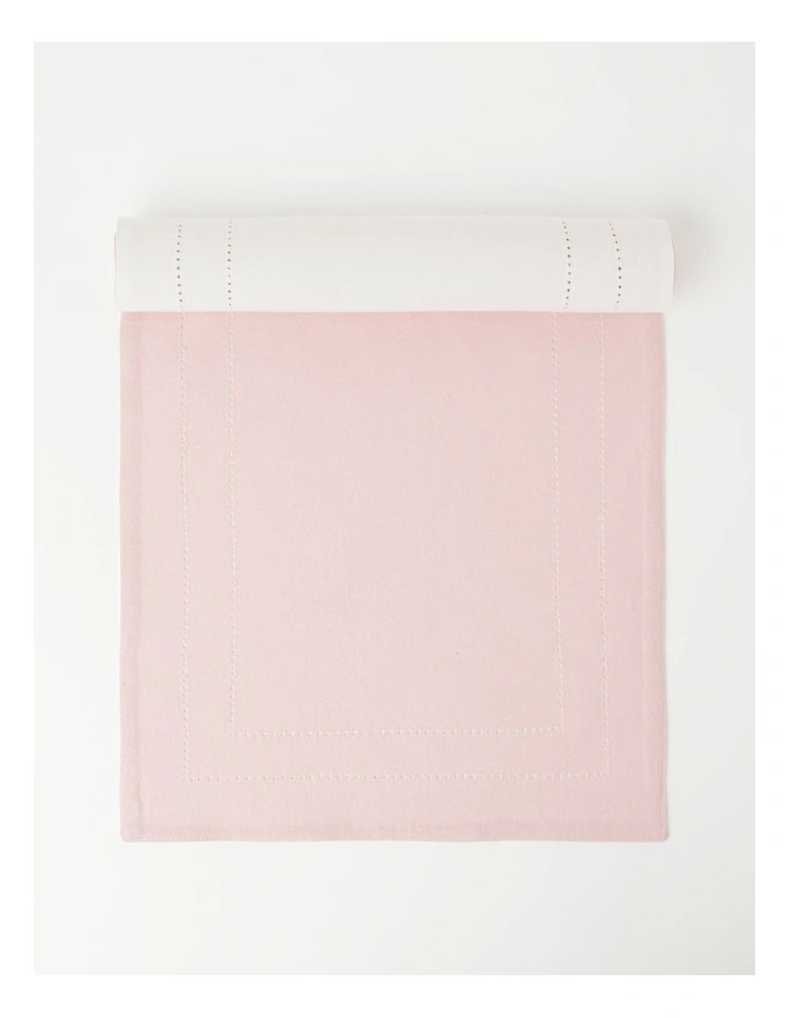 Wholesale π Heritage Elizabeth Table Runner Pink π 3 Wholesale π Heritage Elizabeth Table Runner Pink π